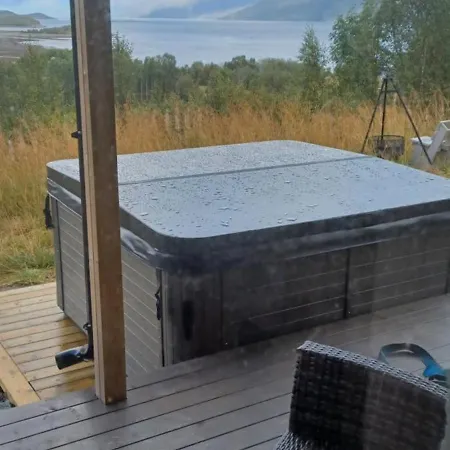 Of Lyngen Panorama Apartment Lyngseidet
